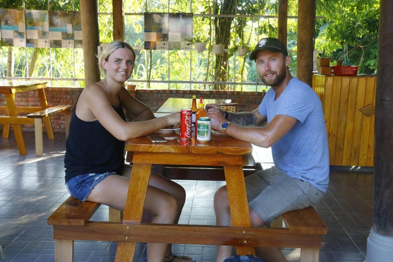 Pomelo Homestay フォンニャ エクステリア 写真
